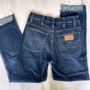 Wrangler High Rise Crop Jean